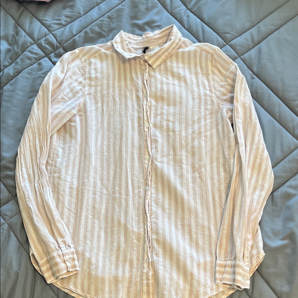 H&M Women's Dusty Pink Striped Button-Down Shirt
